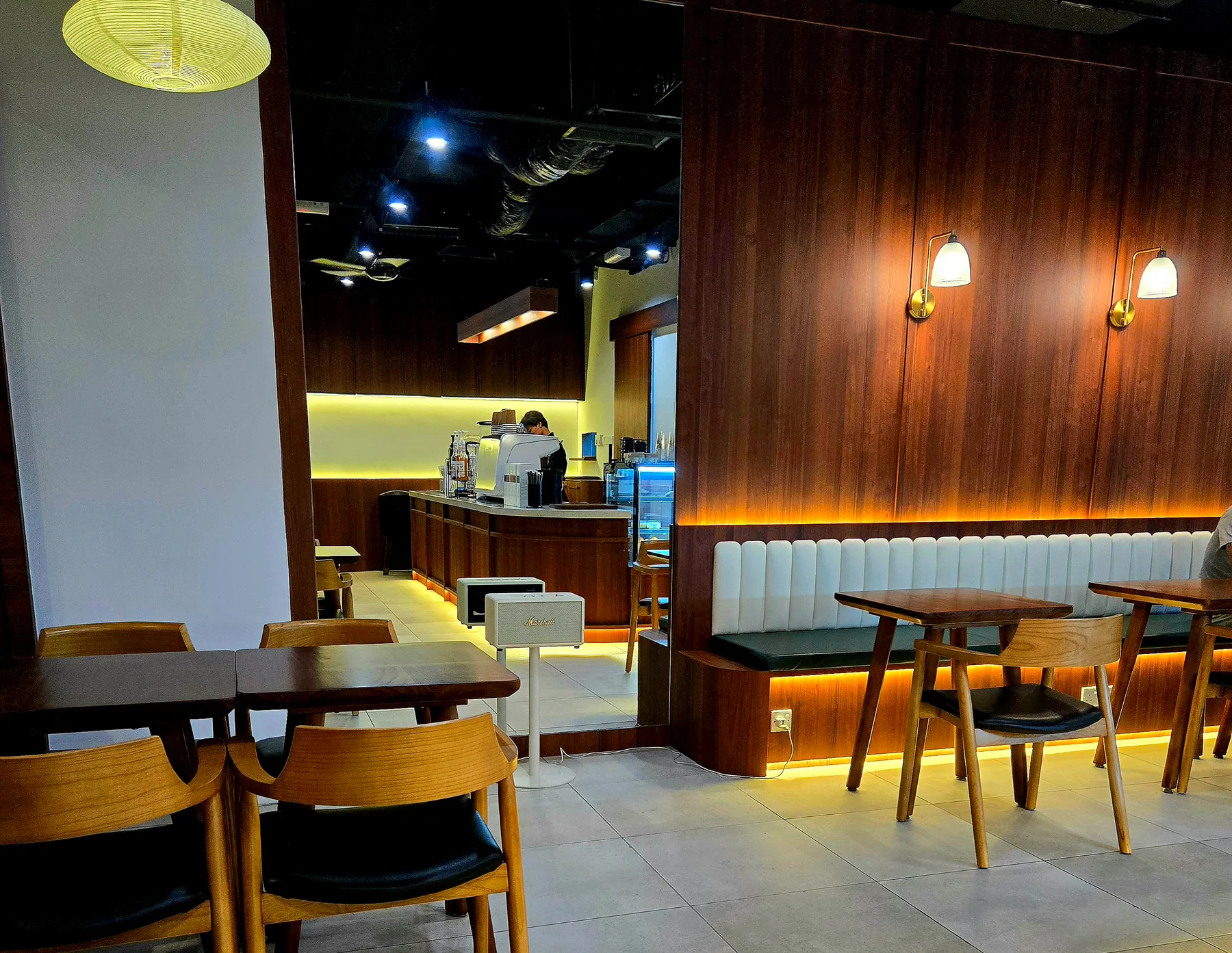 Willow Coffee lounge